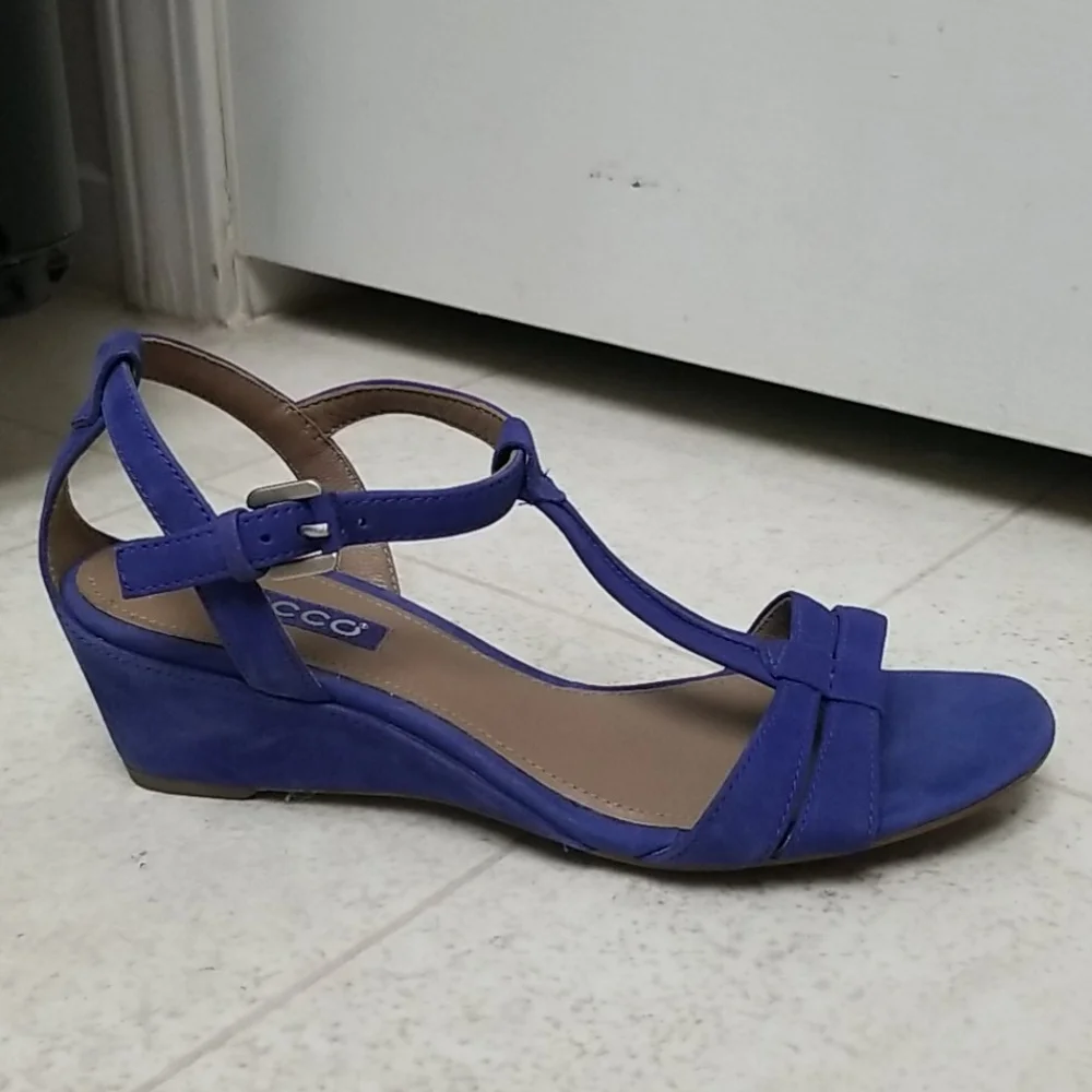 ECCO Leather sandals T-Strap